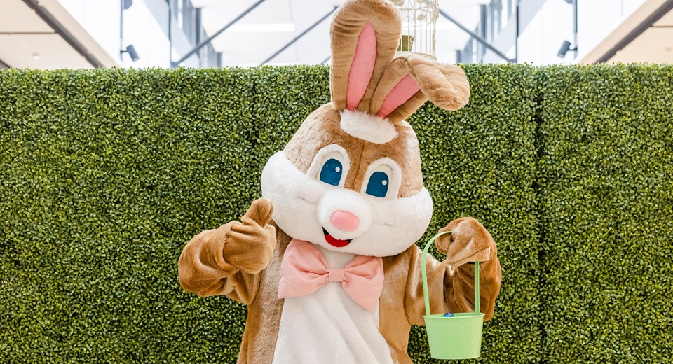 Easter-Bunny-Westfield-Coomera