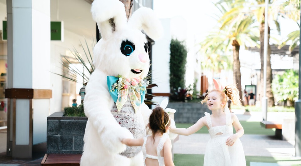 Harbour-Town-Gold-Coast-Easter-Bunny